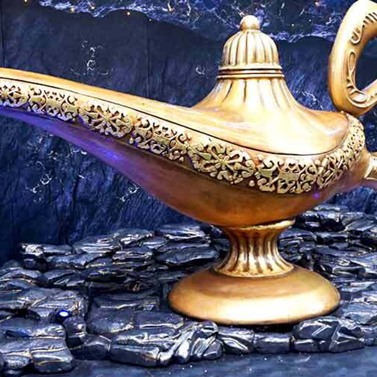 1 Disney Aladdin Genie Lamp