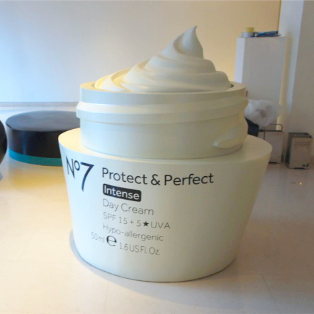 Giant make up marketing prop