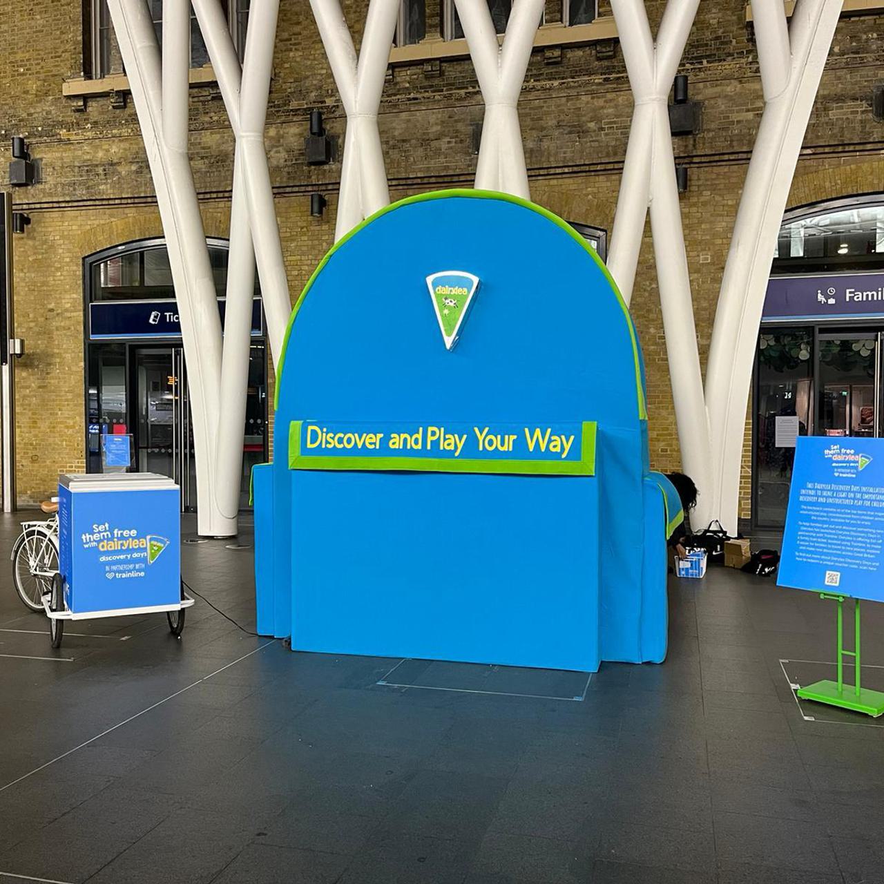 Diarylee Branded Giant Satchel Prop Marketing and PR Stunt