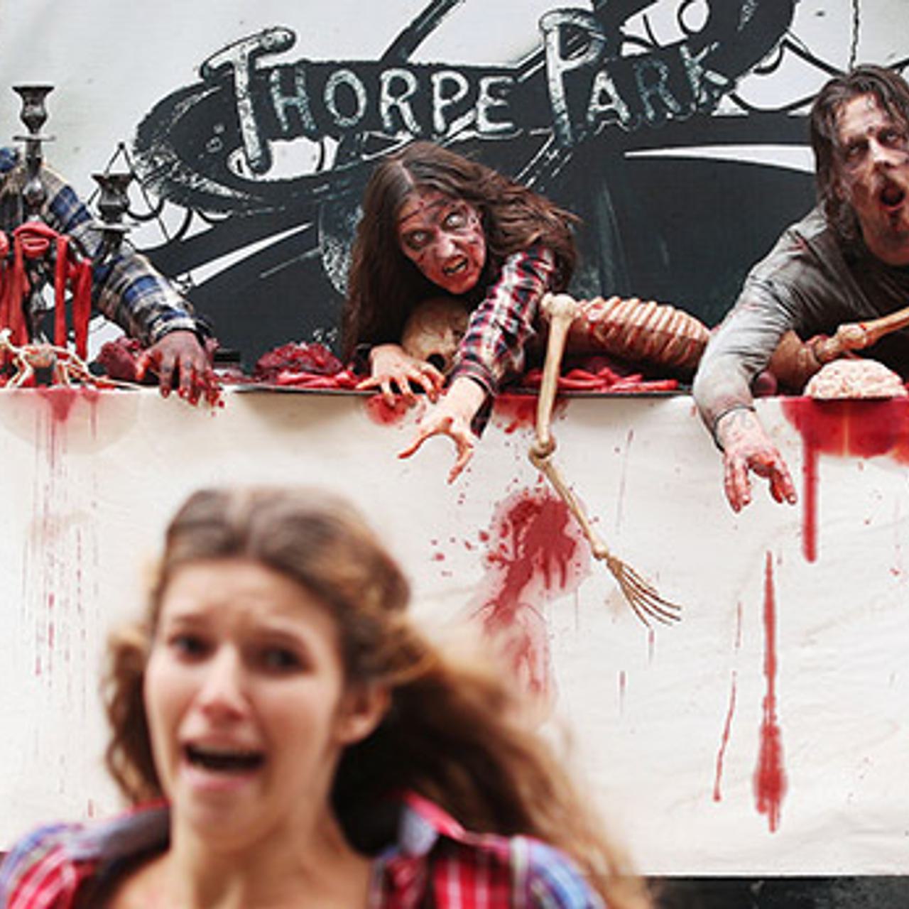 Walking Dead Thorpe Park Zombies